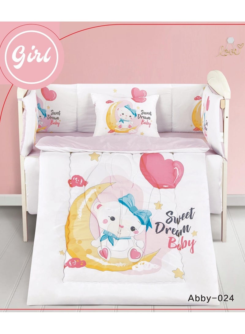 مفرش حاجز اطفال طقم مكون من 5 قطع مقاس-لحاف حشوة ثابتة مقاس ( 90×145) سم الشرشف  مقاس ( 110 ×160) سم كيس مخدة مقاس ( 45×35) سم حاجز للطفل مقاس ( 33×130) سم حاجز للطفل مقاس ( 33×300) سم