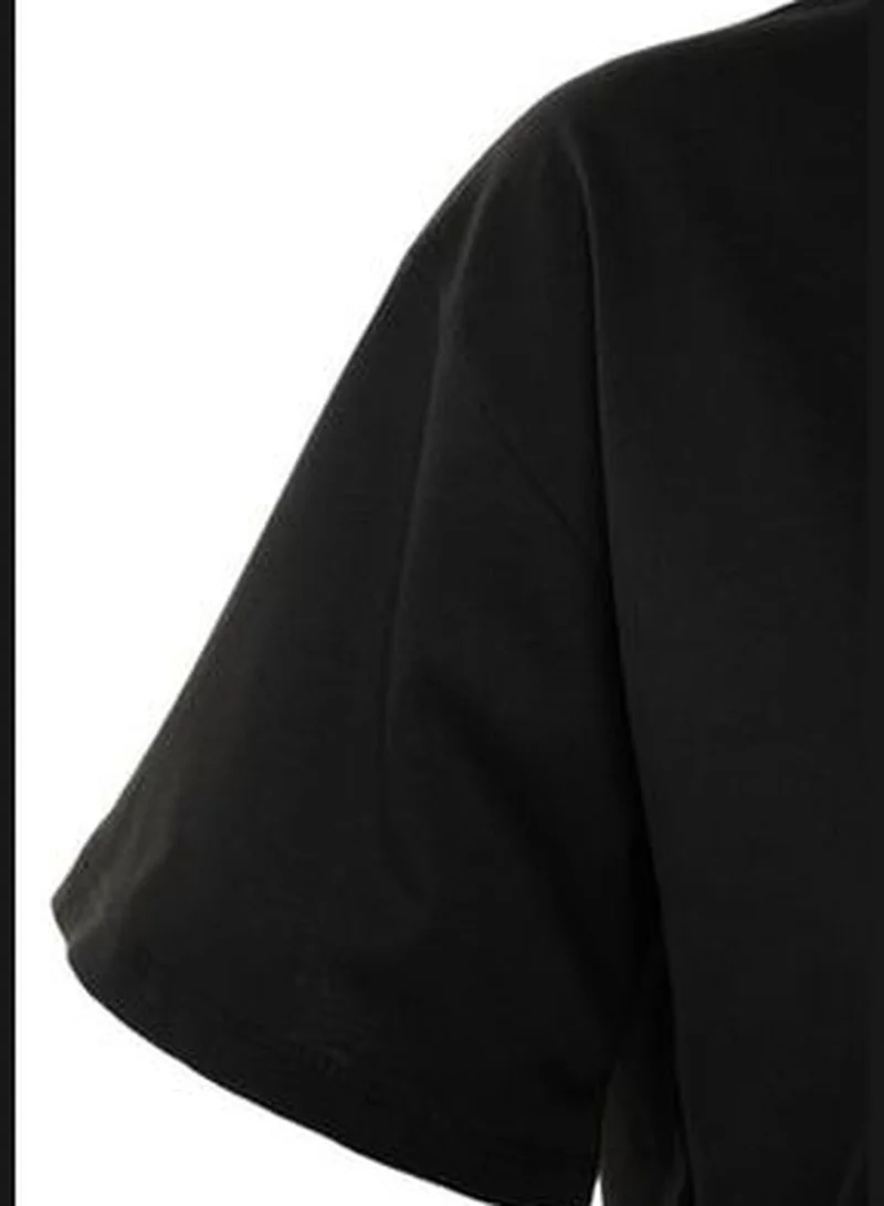 trendyol Black 100% Cotton Boyfriend/Wide Fit Crew Neck Knitted T-Shirt TWOSS20TS0134