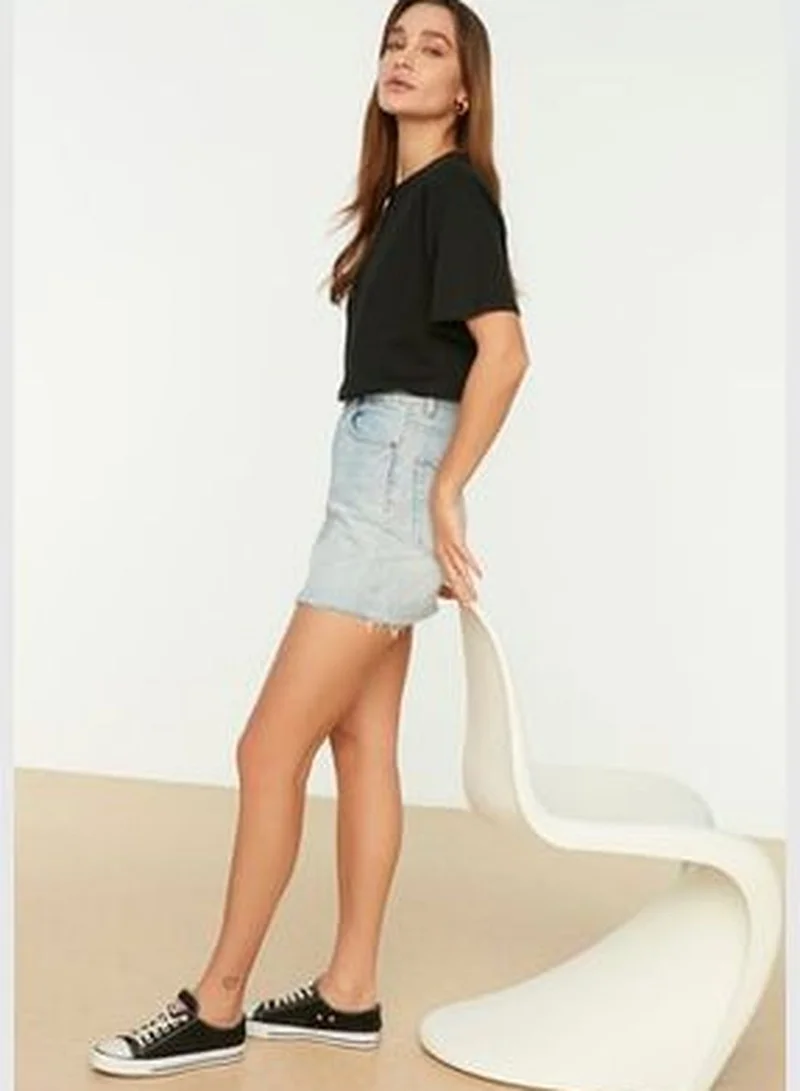 trendyol Black 100% Cotton Boyfriend/Wide Fit Crew Neck Knitted T-Shirt TWOSS20TS0134