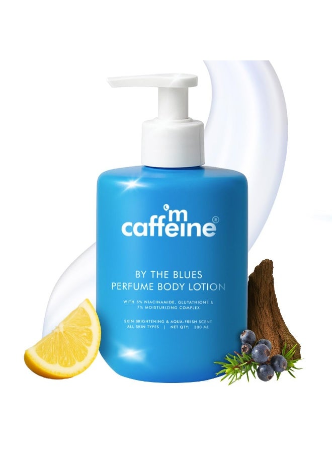 إم كافيين لوشن الجسم إم كافيين باي ذا بلوز، ٣٠٠ مل | ٥٪ نياسيناميد وغلوتاثيون لتفتيح البشرة وإزالة السمرة | عطر خشبي مائي | ترطيب يدوم ٧٢ ساعة | لوشن الجسم الكريمي للاستخدام اليومي في الشتاء للرجال والنساء | للبشرة الجافة - Image 1