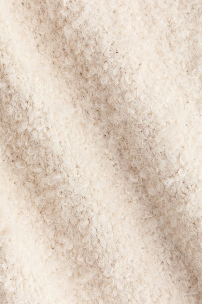 اتش اند ام تنورة من البوكليه