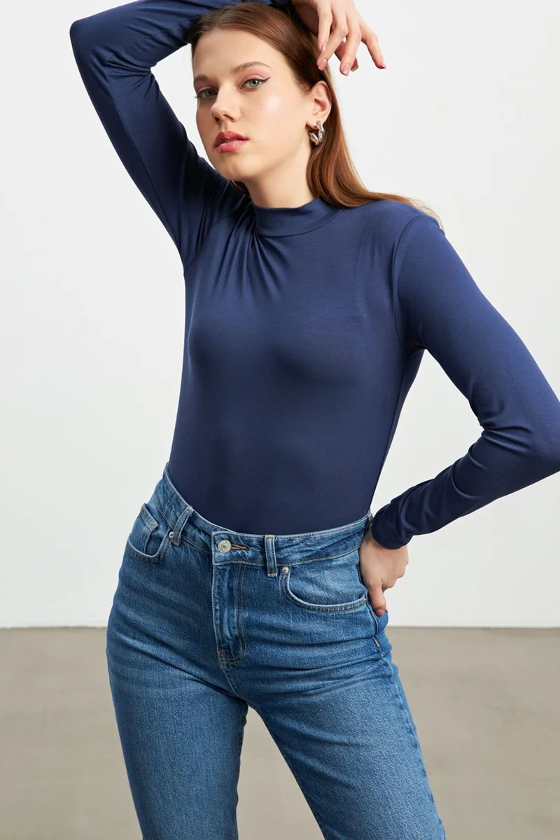 Bipantolon BIPANTOLON Women's Slim Fit Half Turtleneck Bodysuit