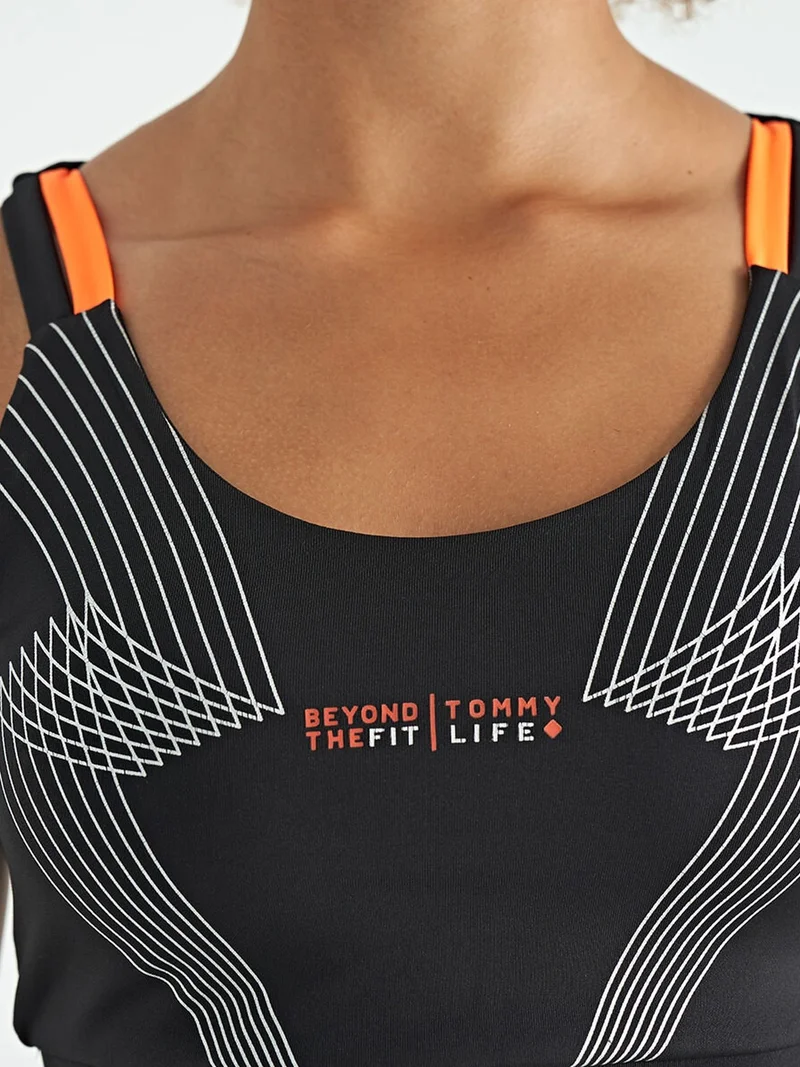 تومي لايف TOMMY Fitted Crop Sleeveless Sports Top
