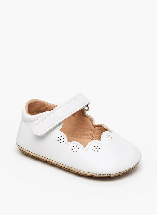 بيرفيت Booties With Hook & Loop Closure