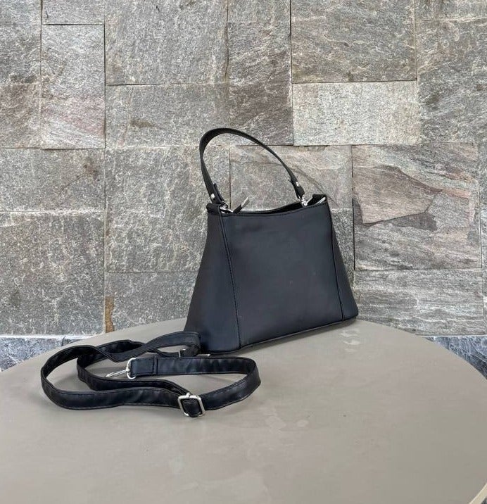 Chic Faux Leather Women's Handbag and Crossbody Bag - Black - Image 3
