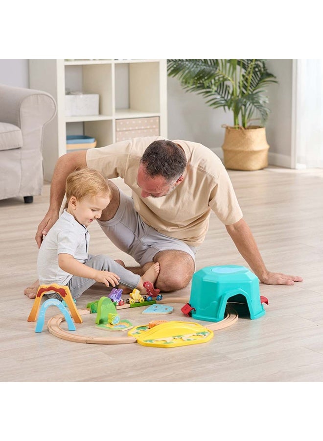 Hape مجموعة ألعاب دلو قطار الديناصورات من هابي (27 قطعة) - Image 4