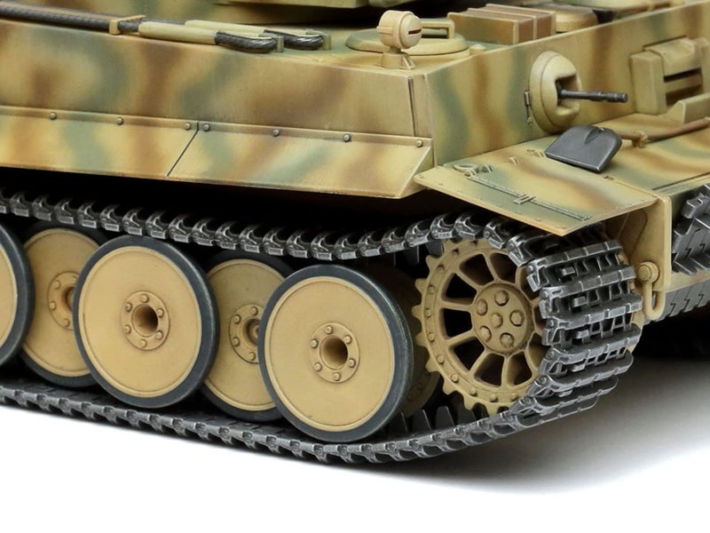 Tamiya 32603 1:48 SdKfz. 181 Tiger I Eastern Frü.Prod. Model Building, Plastic Kit, Crafts, Hobby, Gluing, Plastic Kit, Unpainted, Multi-Coloured - Image 3