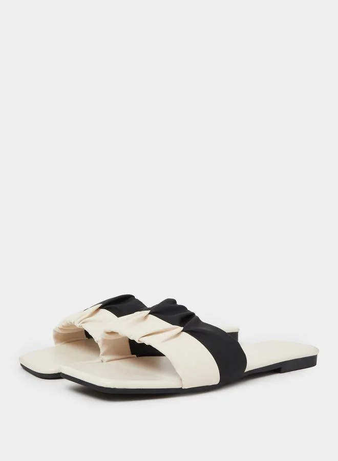 تايك تو White Ruched Strap Sandals