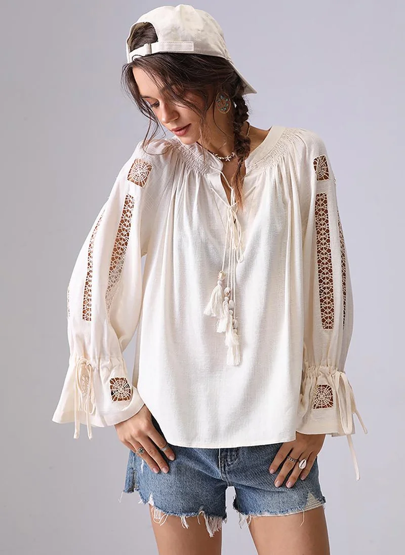 يونيكي Apricot V-Neck Long Sleeves Boxy Top