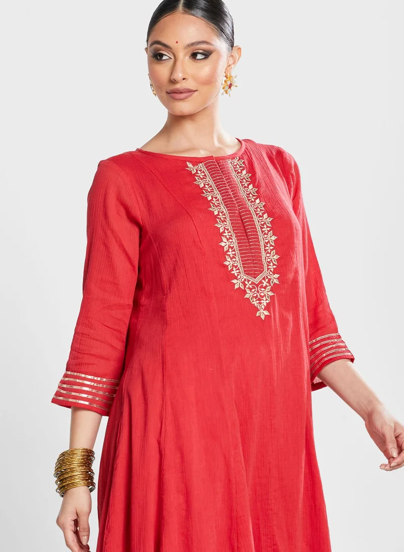 globaldesi Embroidered Kurti & Pants Set
