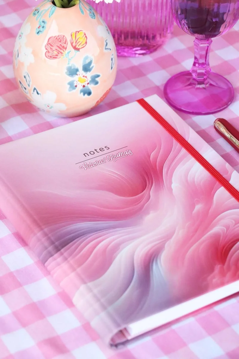 VICTORIA'S JOURNALS - Invalid brand Secret Spiral Notebook 17X24 cm 90 Gram Paper 192 Pages Lined