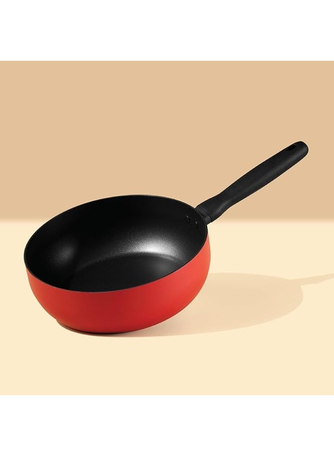 ماير طقم أواني طهي من الألومنيوم غير اللاصق من Meyer Bauhaus - يتضمن قدر كاسرول ووعاء صلصة مع غطاء قابل للتبديل | طقم أواني طهي للمطبخ | مناسب لمواقد الحث الحراري (Induction) | مقاس 24 سم، لون أحمر - Image 4