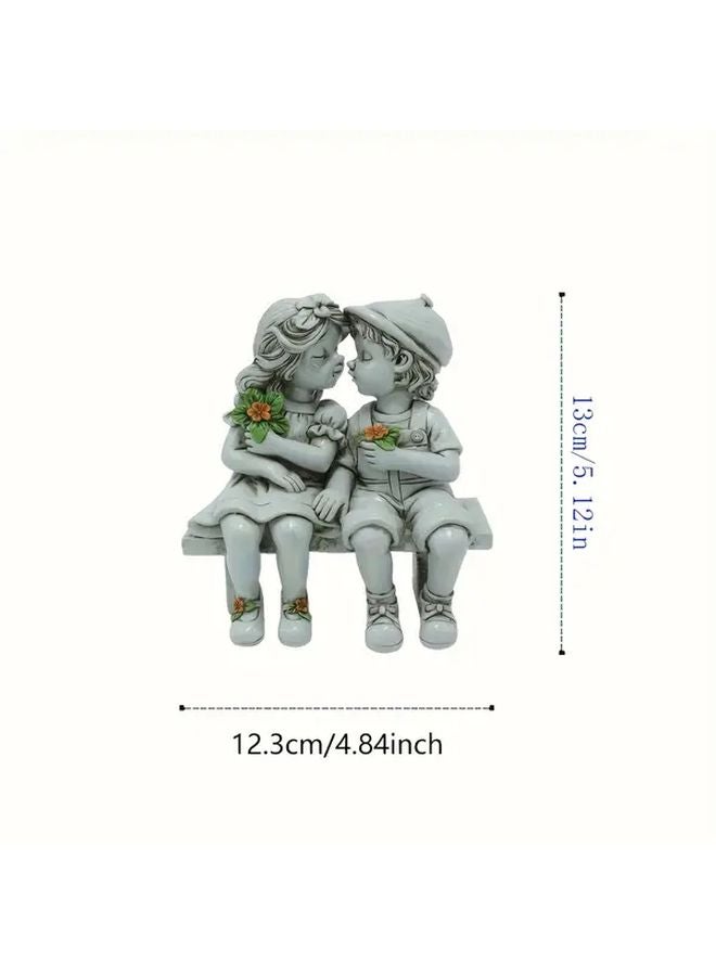 Romantic First Kiss Garden Statue Boys And Girls Sitting On Stools Durable Resin Outdoor Indoor Sculpture - Image 4