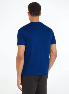 TOMMY HILFIGER Men's Textured Featuring a Crew Neck T-Shirt -  Pure organic slub cotton, Blue  - Image 3