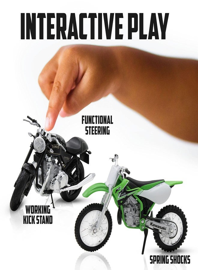 Welly Die Cast Motorcycle Blue Suzuki GSX-R750, 1:18 Scale - Image 3