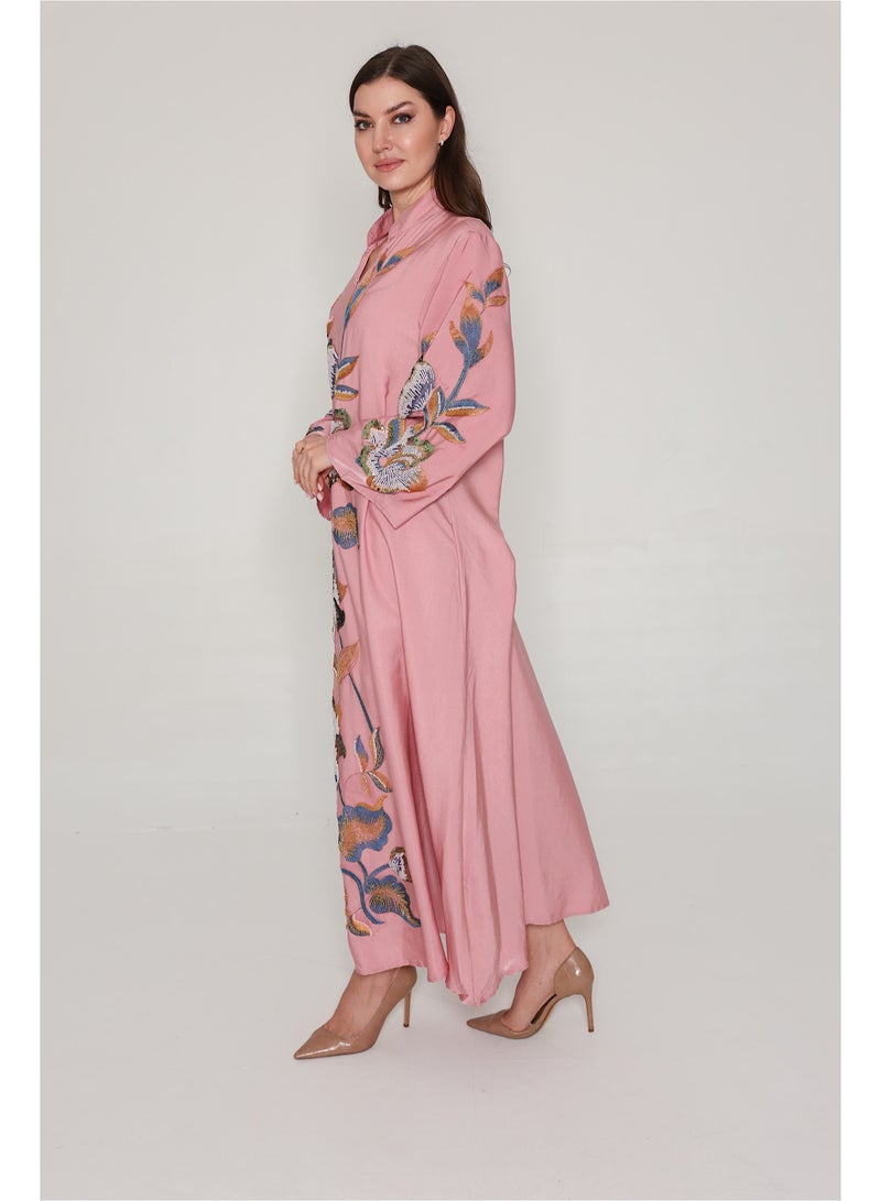 اكسا جلابية مطرزة بالزهور الزاهية وردي - Image 2