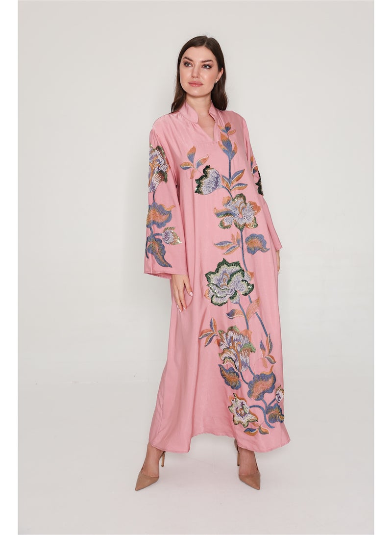 اكسا جلابية مطرزة بالزهور الزاهية وردي - Image 1