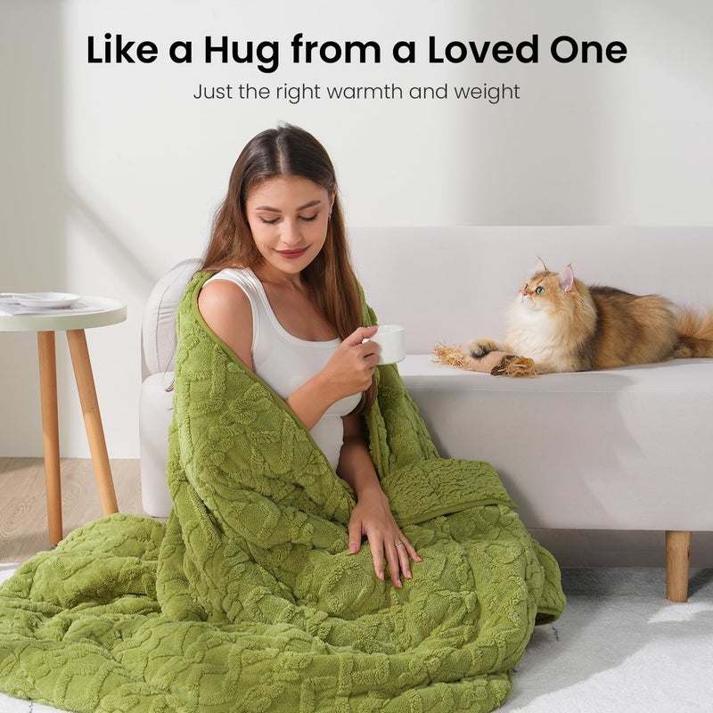 Drewin Weighted Blanket Queen Size 15 lbs, Dual Sided Soft Fuzzy Jacquard Sherpa Bed Blankets with Ceramic Beads, Ultra Fuzzy and Thick Winter Weighted Blanket, 60 x 80 inches, Grass Green - Image 4