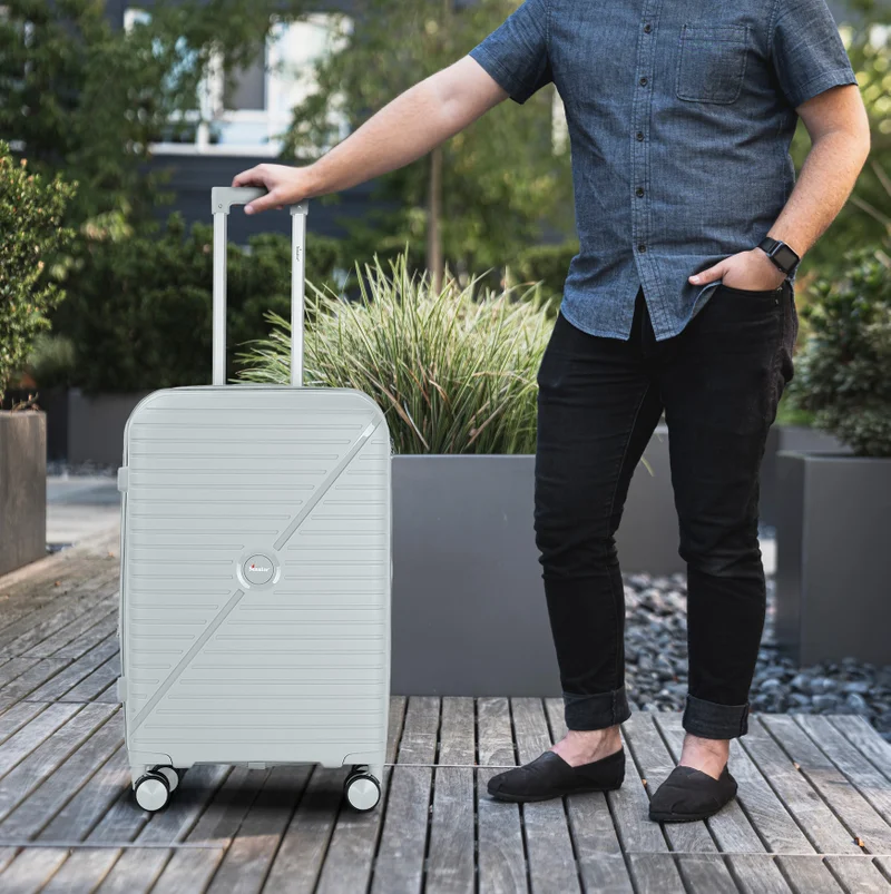 SENATOR SET OF 3 Unisex Expandable PP Fashion Trolley Luggage Set Lightweight Hard Shell Spinner luggage with 360° Degree 4 Twin Wheel and Double Zippers KH1006-SILVER  | Best Price UAE