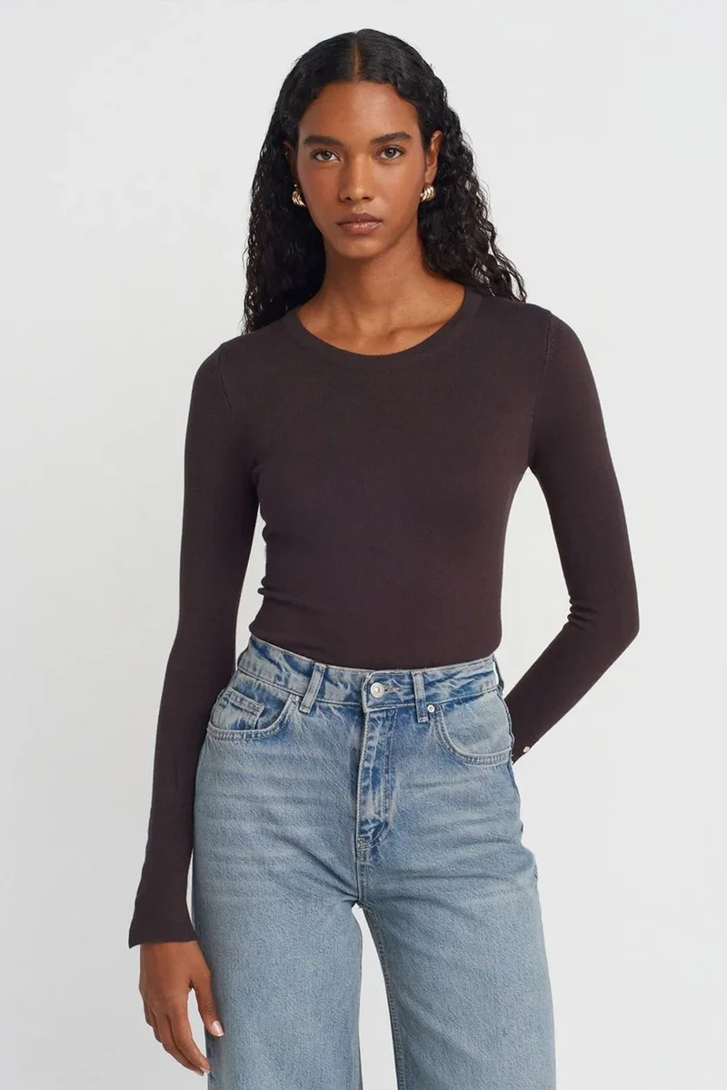 DILVIN Ribbed Crew Neck Slim Fit Sweater