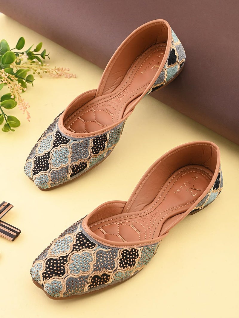 XE Looks Handcrafted Grey Embroidered Jutti – Traditional Ethnic Punjabi Juttis with Intricate Threadwork & Sequin Detailing for Girls & Women - Image 2