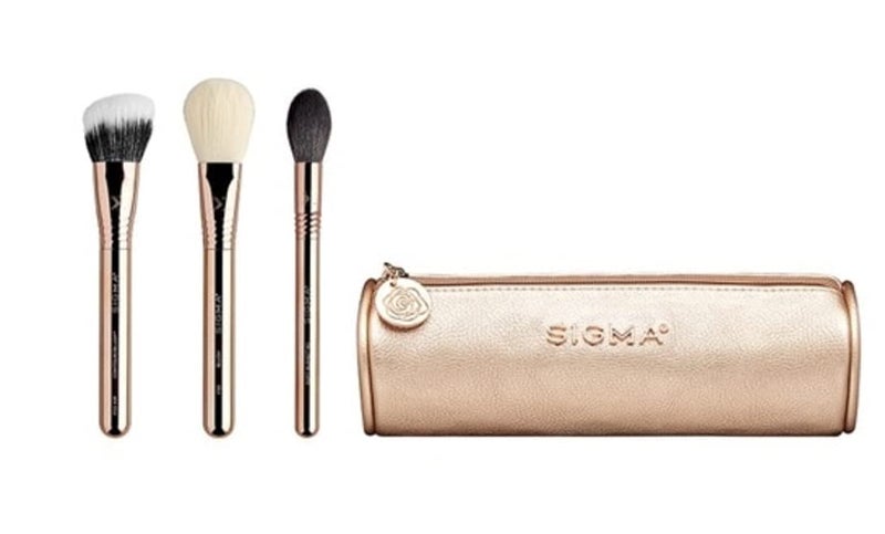 Sigma Beauty Sigma Beauty Bloom + Glow Makeup Brush Set – Set of 3 Face Makeup Brushes for Blush, Contour, Bronzer, and Highlighter, Includes Stylish Rose Gold Small Makeup Bag (4 Pcs) 