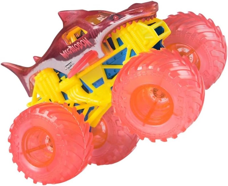 Monster Jam Megalodon Die-Cast Monster Truck, 1:64 Scale Toy Vehicle with Authentic Graphics and BKT Tires, Collectible Truck for Kids Ages 3+ - Image 3
