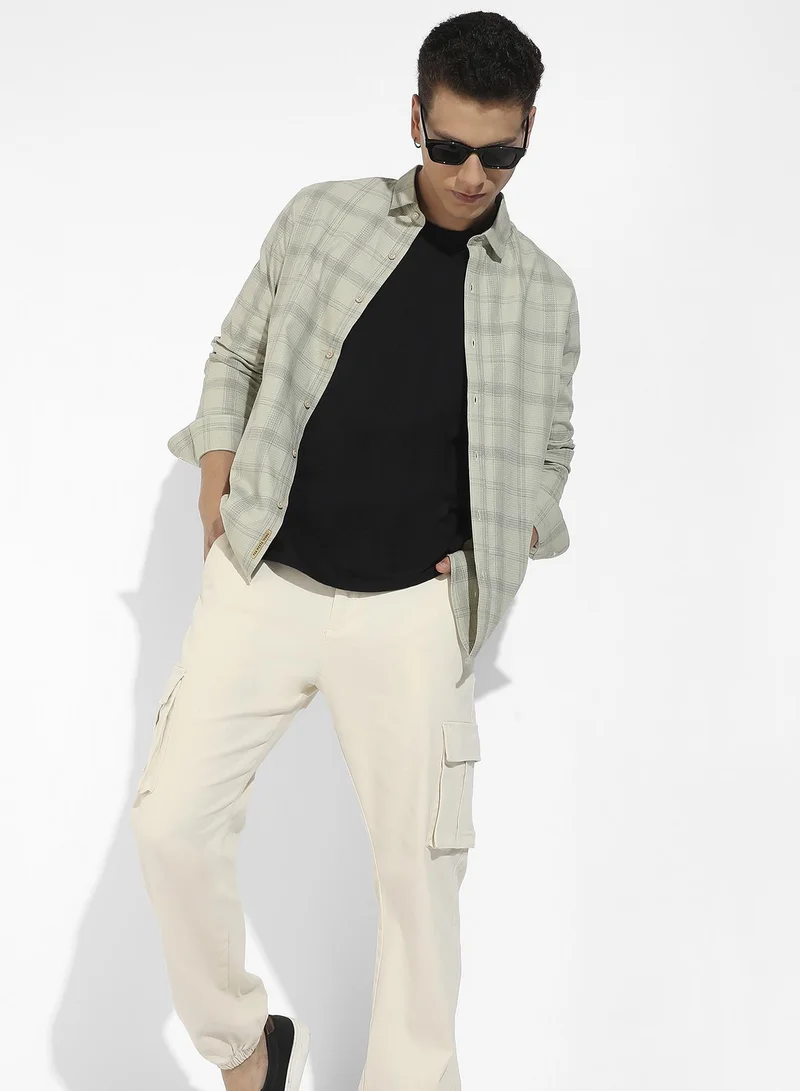 Campus Sutra Men's Pale Yellow Cuffed Hem Cargo Trousers