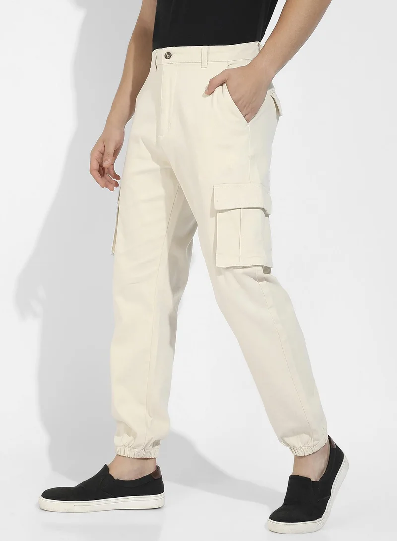 Campus Sutra Men's Pale Yellow Cuffed Hem Cargo Trousers