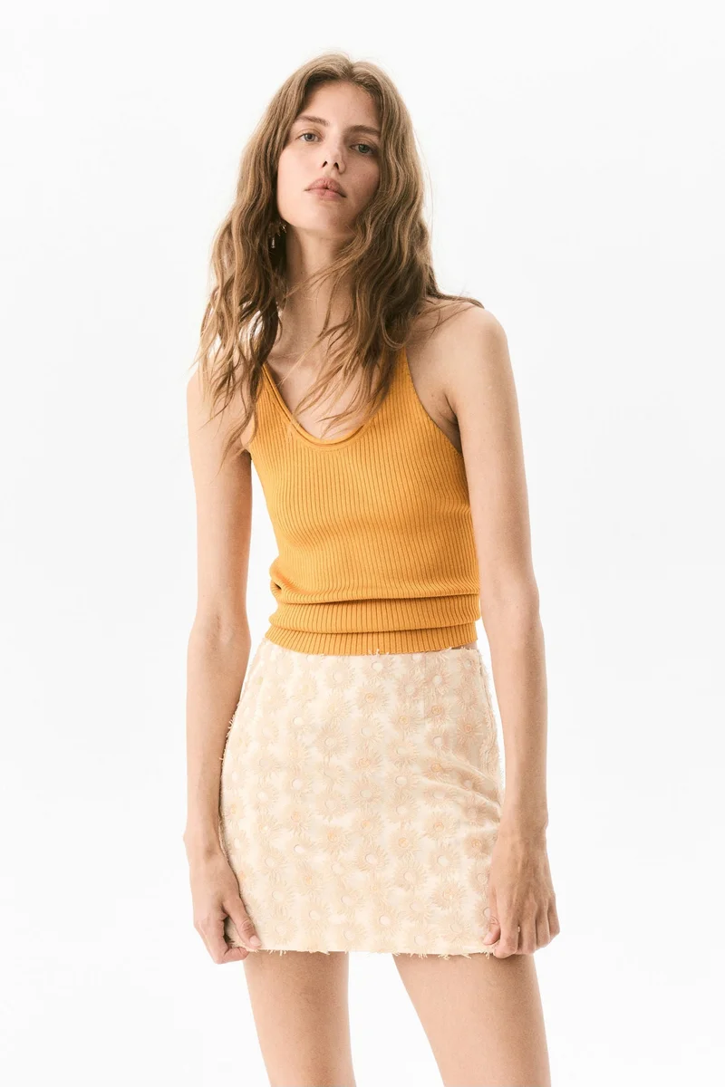 اتش اند ام فيست توب بتصميم مرن