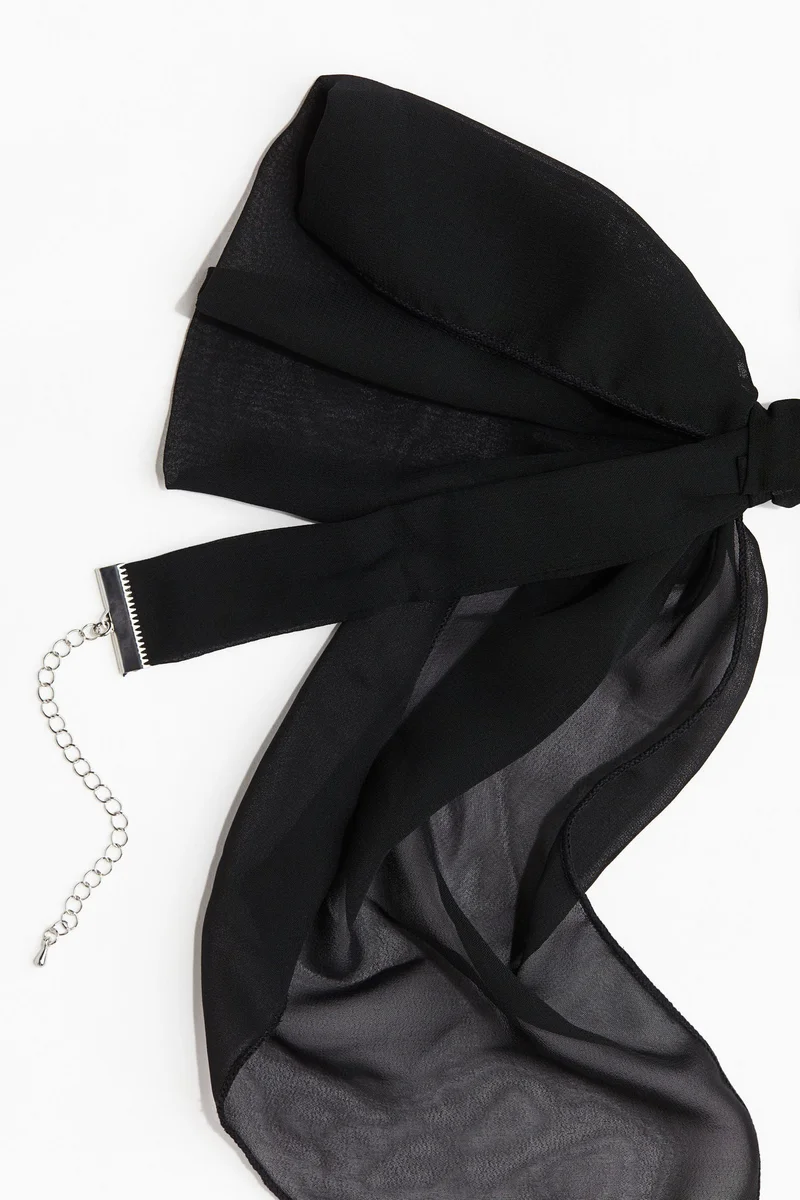 H&M Bow Necklace