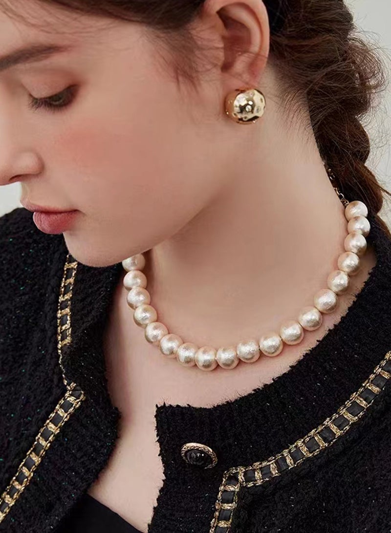 Stylish Vintage Cotton Bead Necklace - Image 2