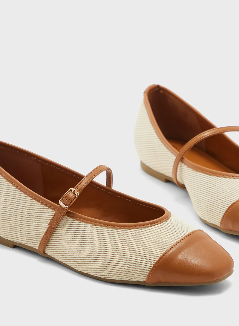 ايلا Square Toe Mary Jane Color Block Flat Shoe