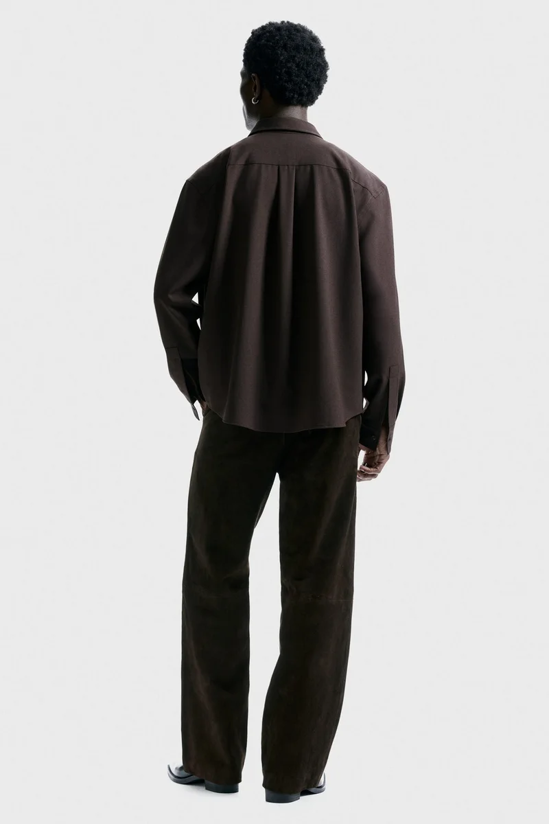 اتش اند ام قميص بقصّة عادية