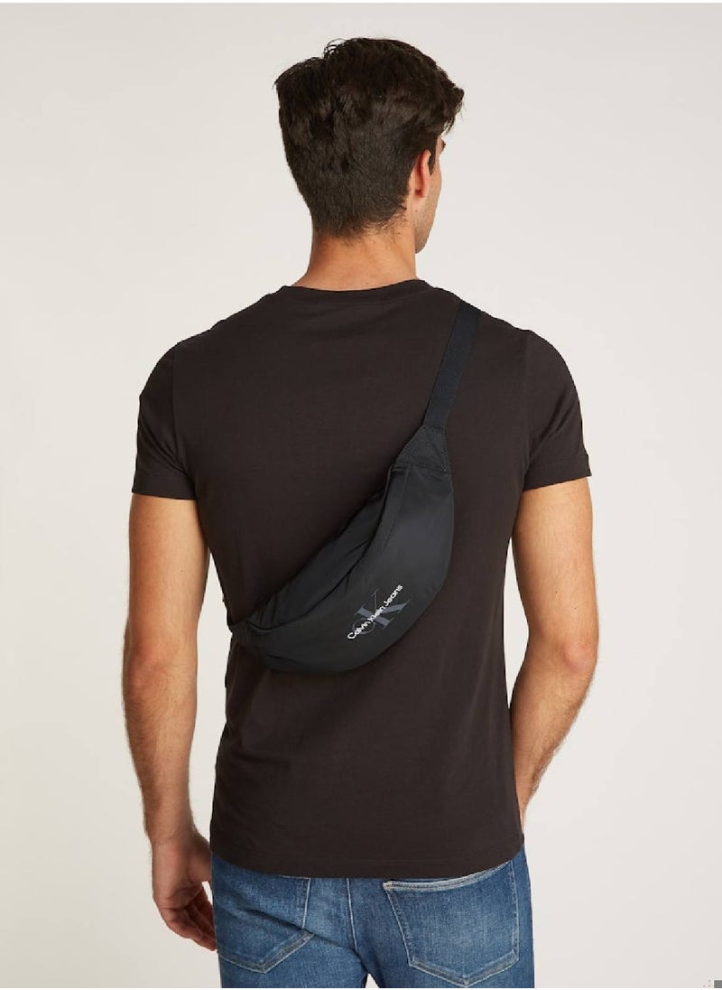 Calvin Klein Jeans Men's Logo Belt Bag -  durable recycled polyester exterior, Black  - Image 2