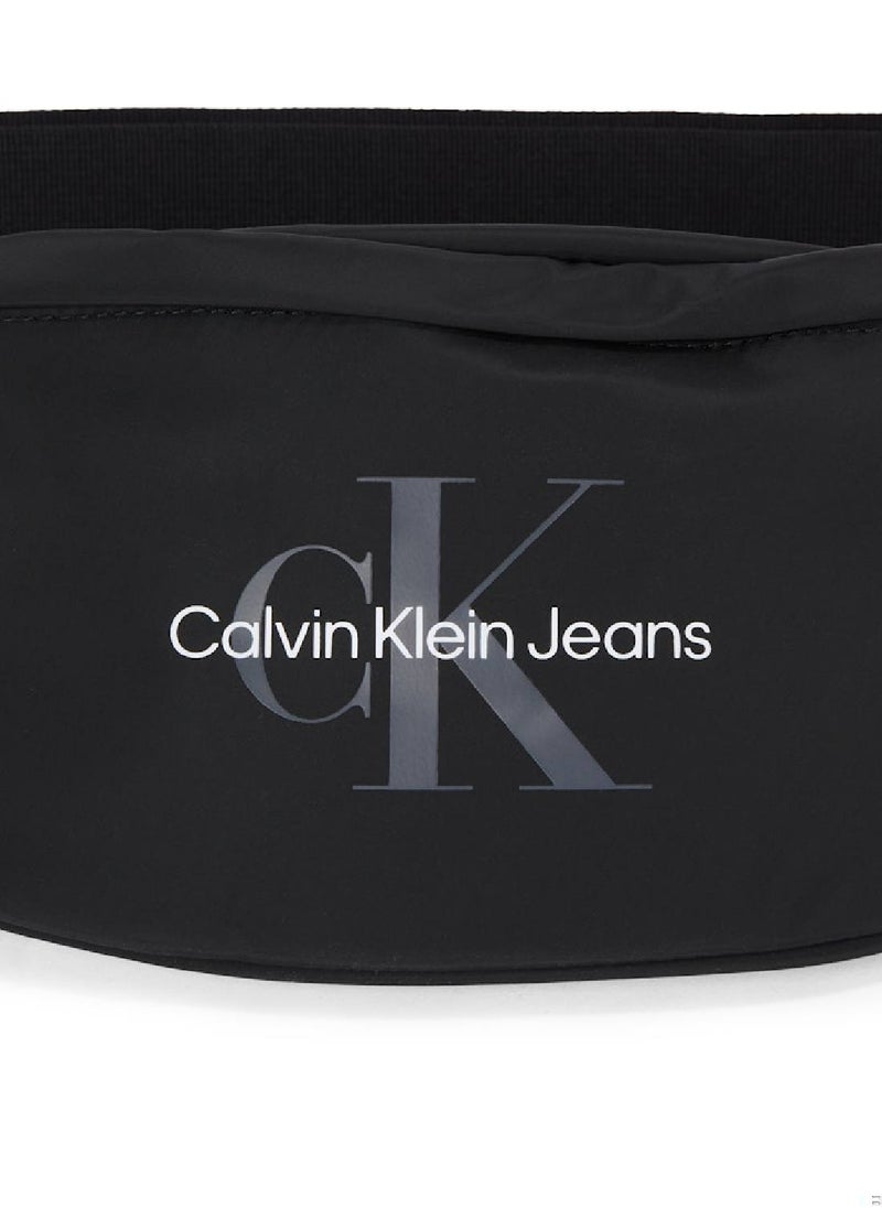 Calvin Klein Jeans Men's Logo Belt Bag -  durable recycled polyester exterior, Black  - Image 5
