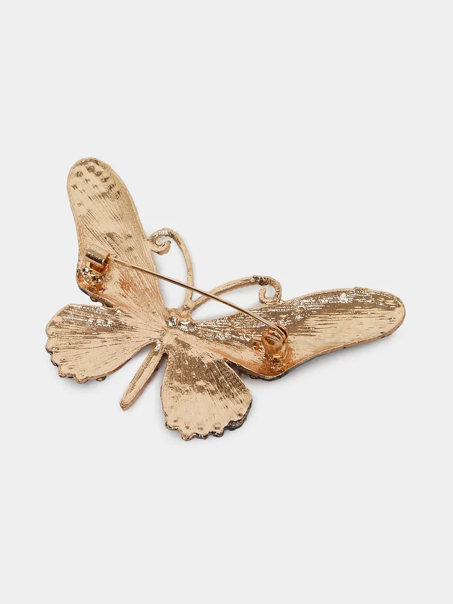 ستايلي بروش بشكل فراشة ومزين