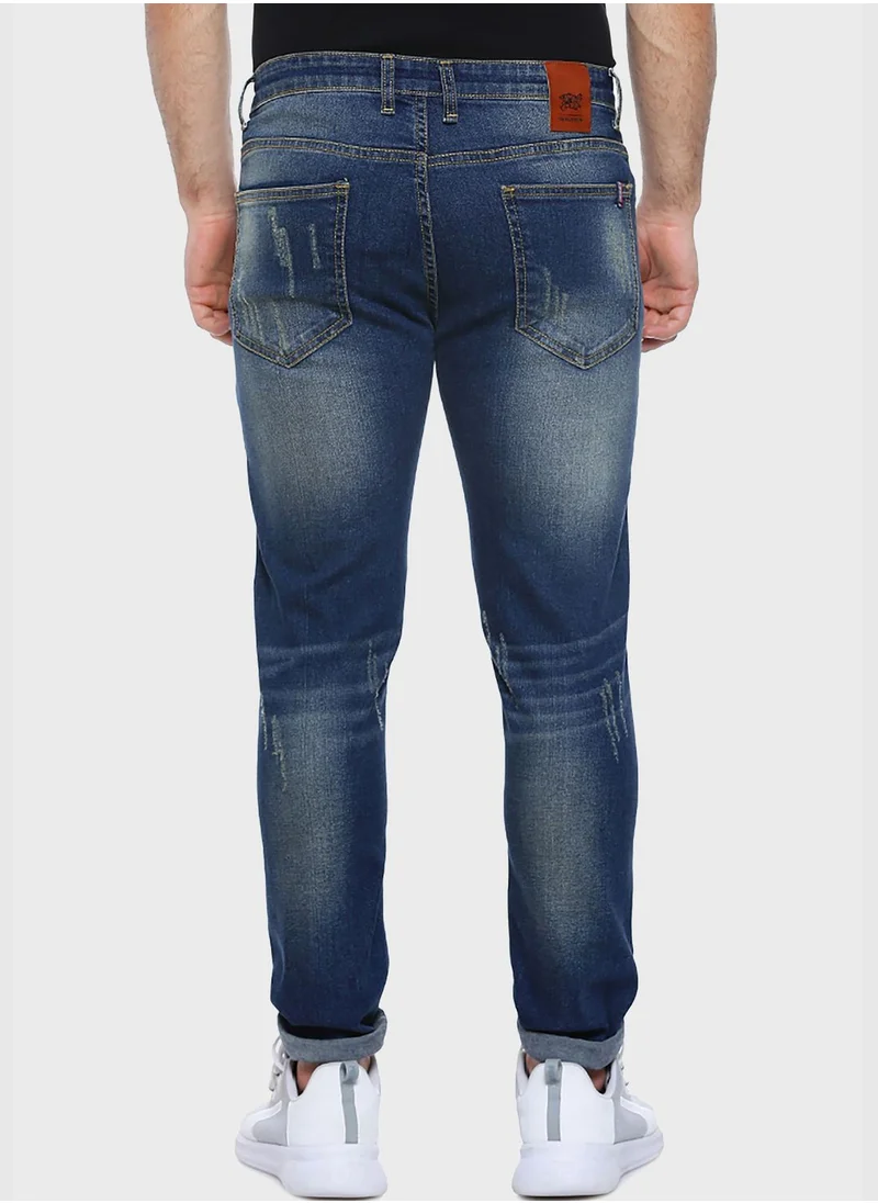 Campus Sutra Distressed Slim Fit Jeans