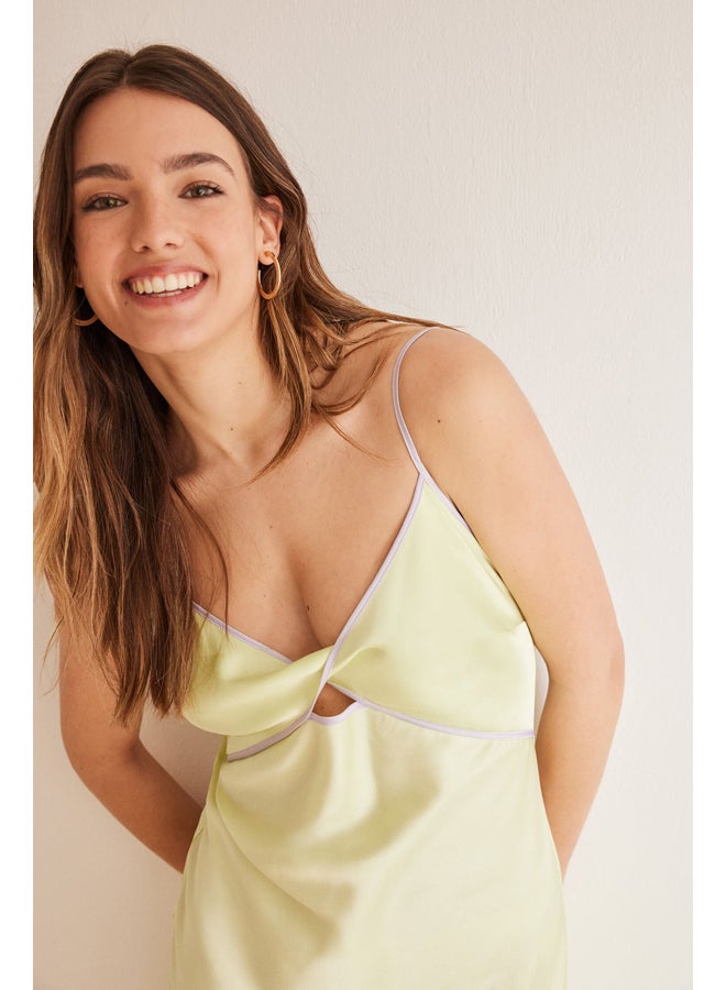 women'secret قميص نوم بحزام متوسط الطول  - Image 1