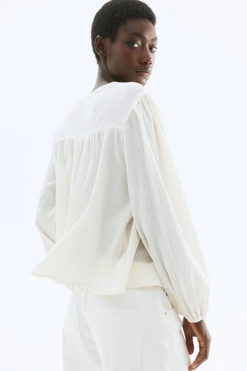 H&M Crinkled linen-blend blouse