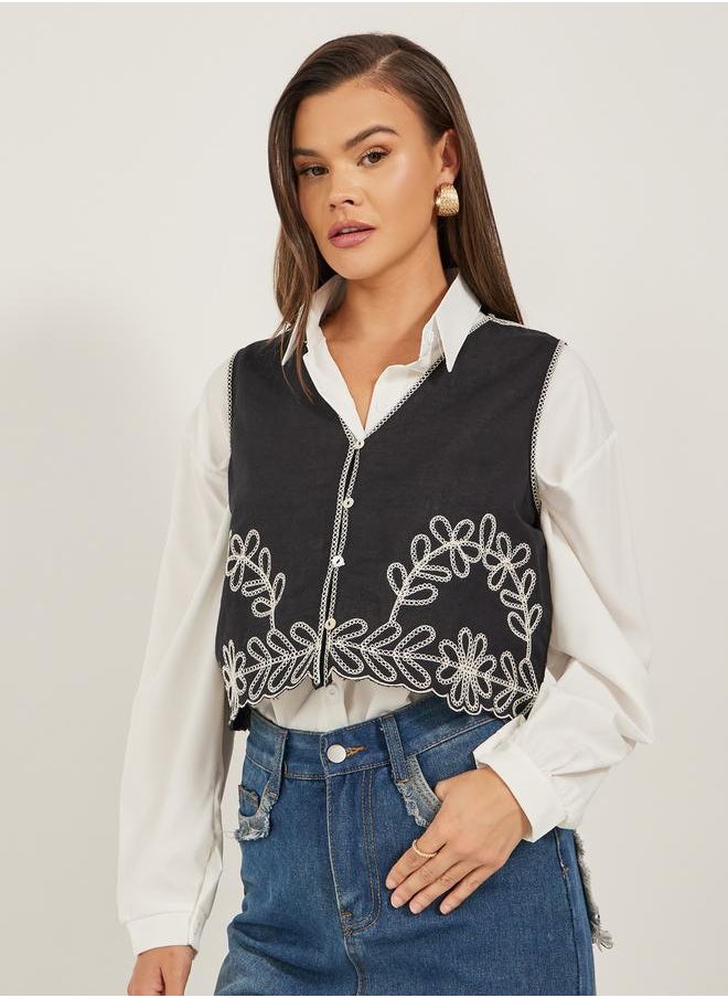 Styli Embroidered V-Neck Regular Fit Vest Top  - Image 3