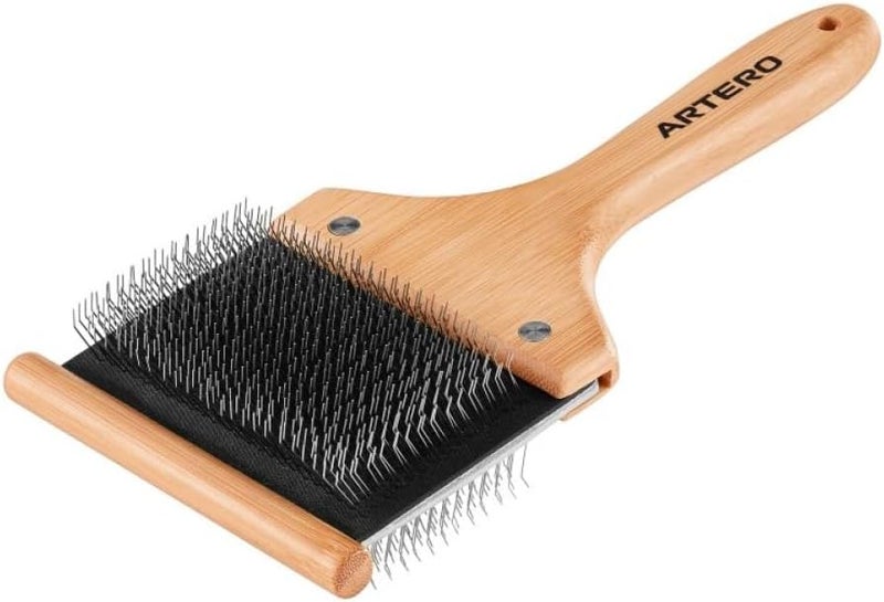 Artero Bella Flexible Double Card. (2 in 1) Special for brushing and detangling dogs and cats of all kinds. (L - Nature Collection) - Image 1