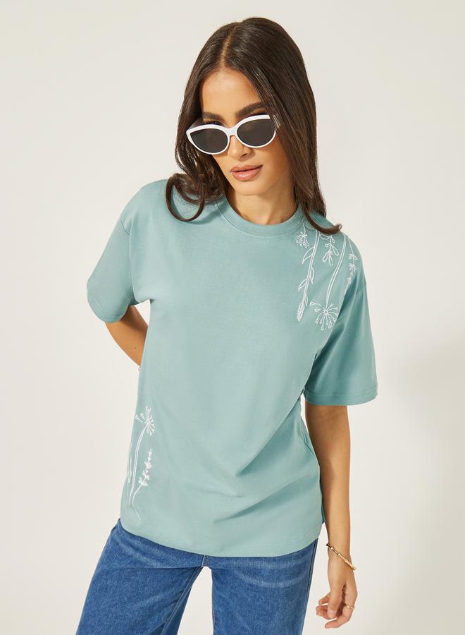 Styli Embroidered Oversized Round Neck Longline T-Shirt - Image 1