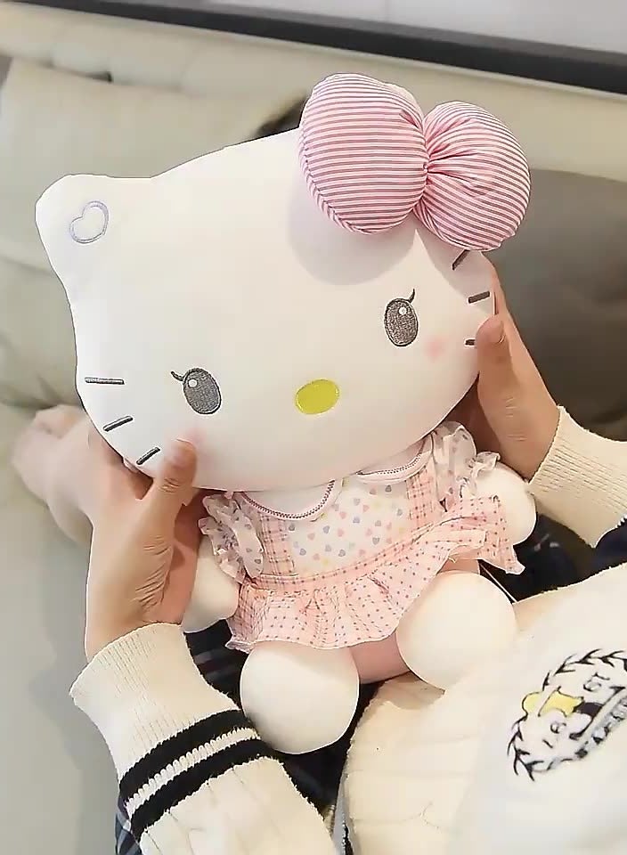 سانريو لعبة هيلو كيتي الكرتونية الناعمة للعناق واللعب، سلسلة فيونكة، ألعاب للأطفال من عمر سنتين فما فوق، 50 سم - Image 3