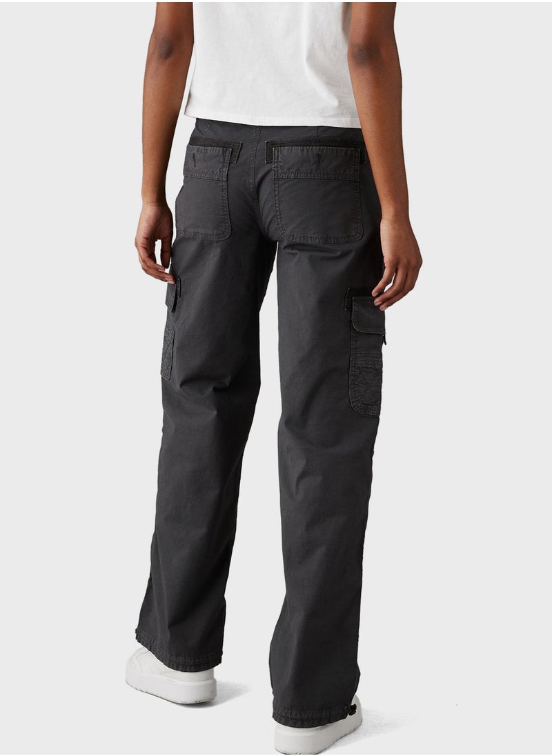 American Eagle - High Waist Baggy Cargo Joggers - Image 1