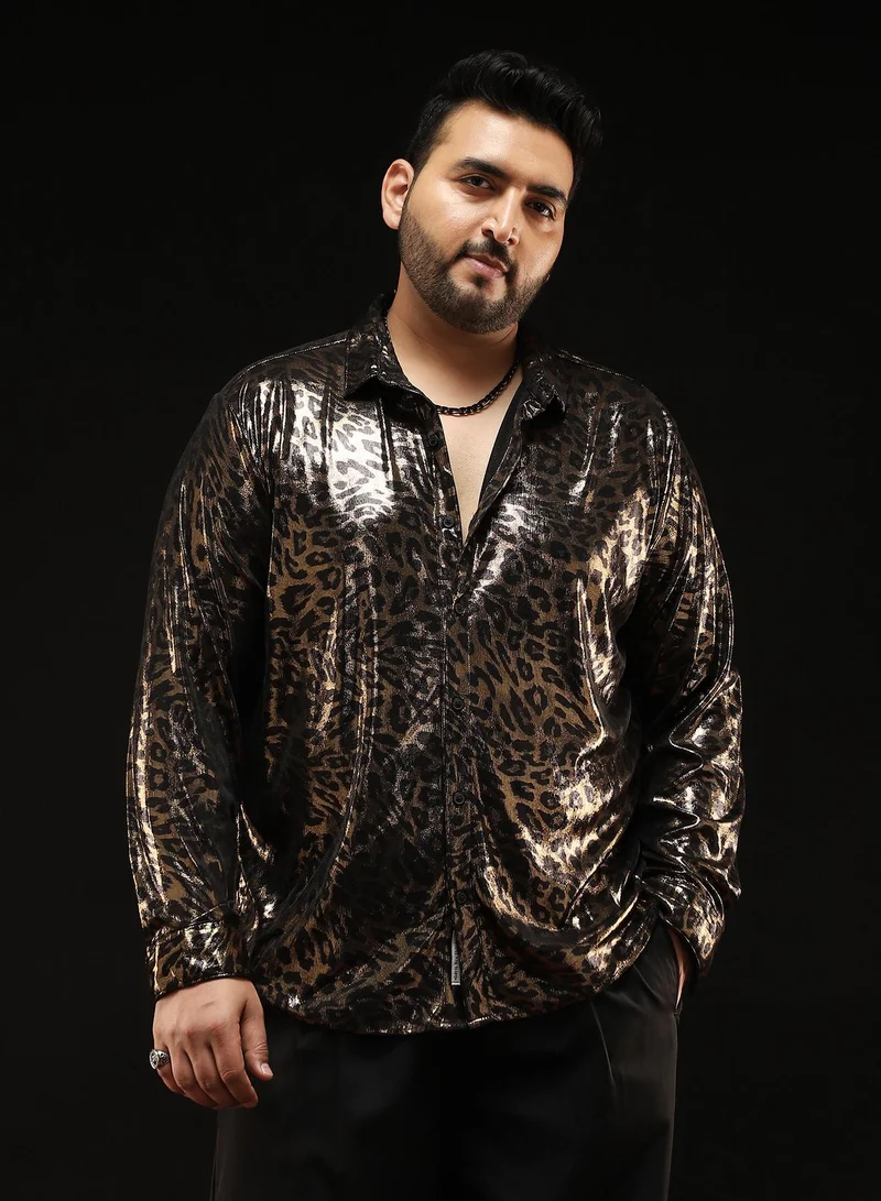 انستافاب بلس Instafab Plus Men's Antique Gold Metallic-Cheetah Velvet Shirt | Spread Collar , Long Cuffed Sleeves , Button Closure , Curved Hemline | Animal-Print Velvet Polyester Blend For Evening & Party Wear