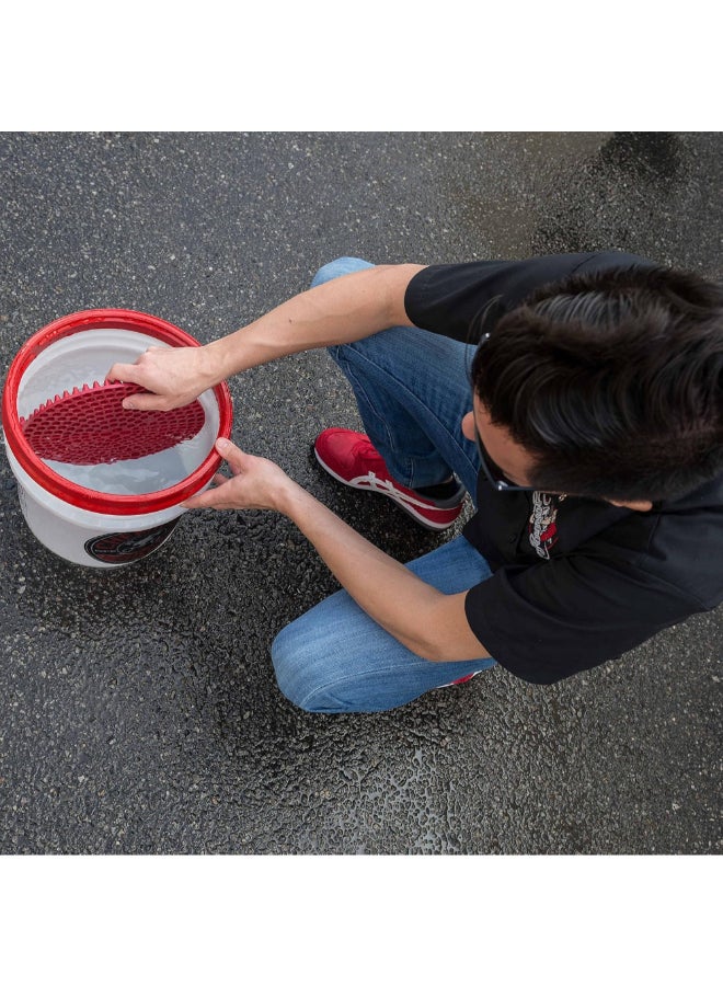 Chemical Guys Cyclone Dirt Trap Car Wash Bucket Insert Red 6.35 x 26.67 x 26.67 cm 7000486 - Image 5
