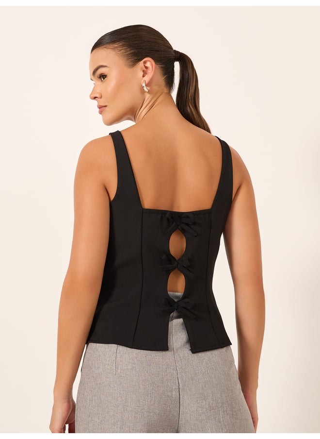Styli Styli Solid Strappy Square Neck Top  - Image 4