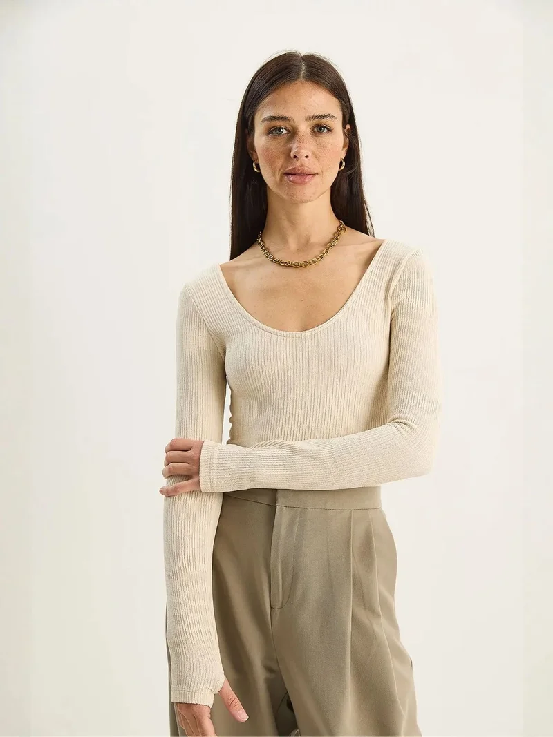 بيانكو لوتشي LUCCI Slim Fit Long Sleeve U Collar Blouse