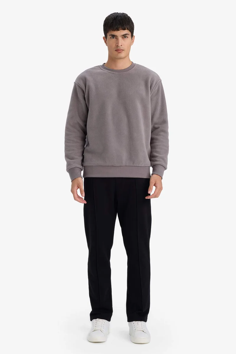 ديفاكتو Relax Fit Crew Neck Fleece Sweatshirt